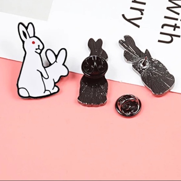 Set of 2 Matching Funny Bunny Sex Bulk Enamel Pins - Picture 5 of 11